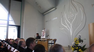Konferencja katolicko-żydowska z udziałem Kardynała Dziwisza i Rabina Rosena - Ignatianum - 6.3.2009